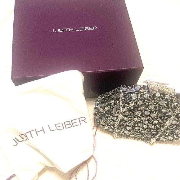 JUDITH LEIBER MINIAUDIERE EVENING BAG - Picture 1 of 8
